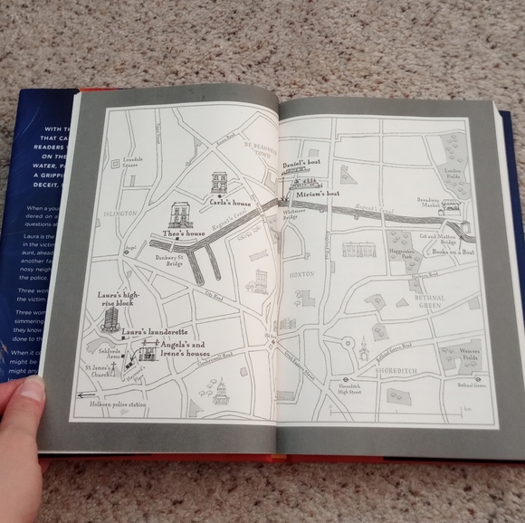 A Slow Fire Burning by Paula Hawkins Book - Picture 5 of 8